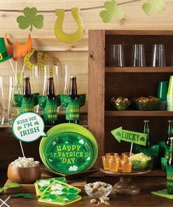 Creative Converting St Patrick's Day Drink Holder